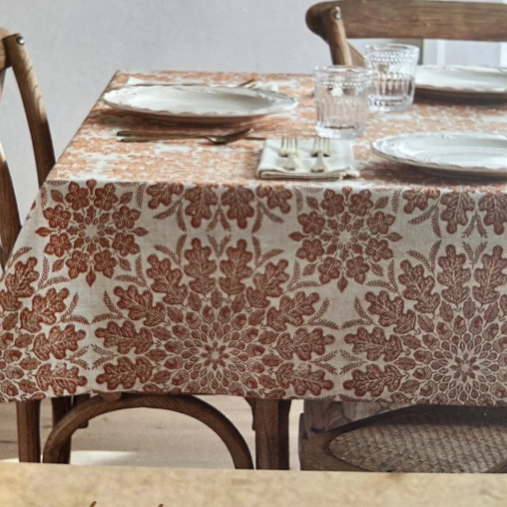 HOUSE & GARDEN Oak Leaf Medallion Tablecloth Gold Burnt Orange New 60”x84”